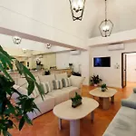 D'amalfi Hospitality 호텔