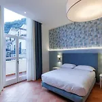 D'amalfi Hospitality 호텔 3*