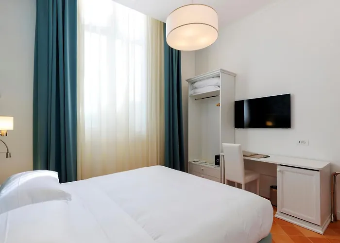 D'amalfi Hospitality Hotel 3*