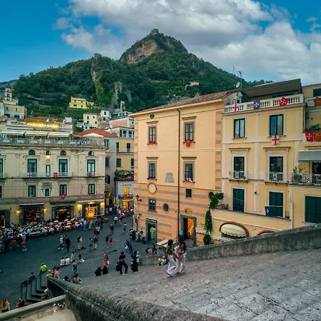 D'amalfi Hospitality Готель